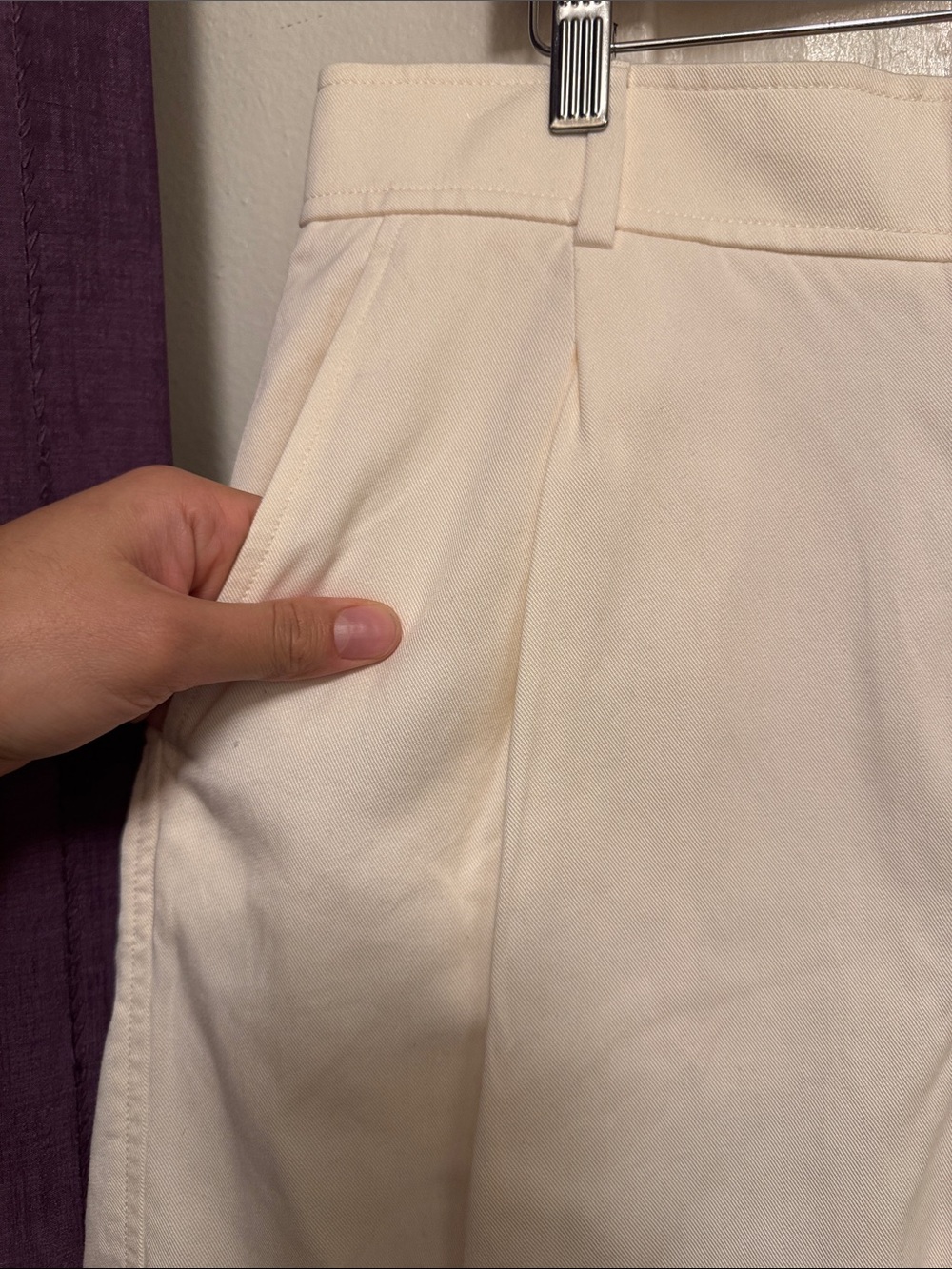 Everlane Draper Short in Buttersmooth - Picture 7 of 9